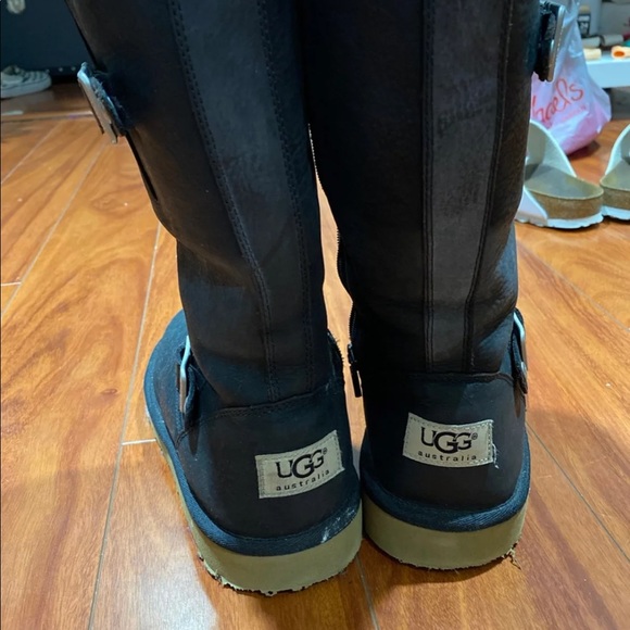 Ugg boots - Picture 3 of 3